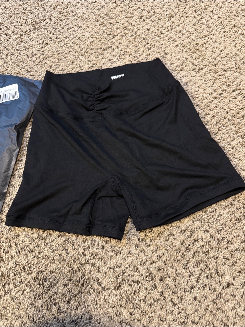 HYZ Black Biker Shorts Size M New